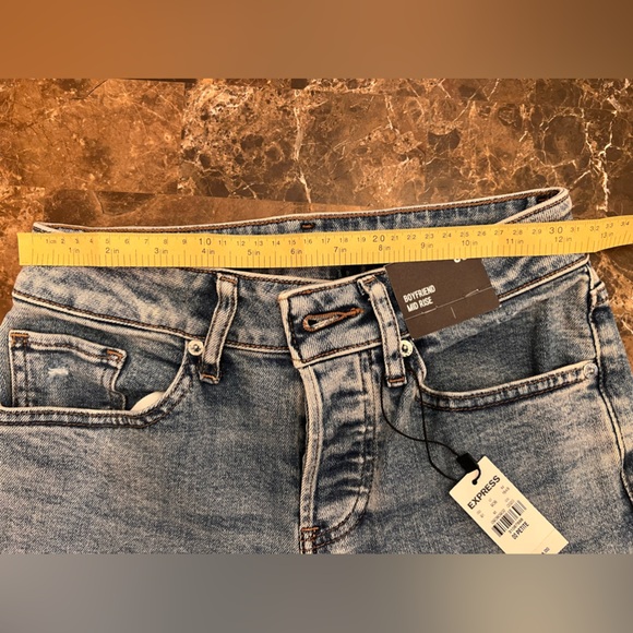 Express “Boyfriend” mid rise jeans 00 Petite - Picture 6 of 16